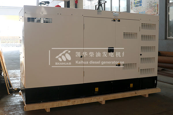 上海客戶訂購（gòu）一台200kw靜音發電機（jī）組成功出廠